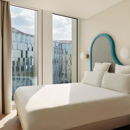 Edgar - Shake Aparthotel